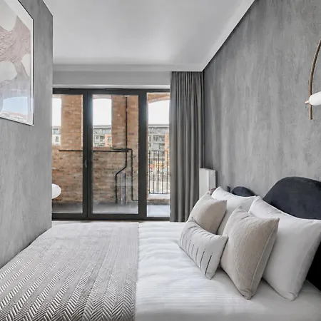 Flatbook - Granaria Ii Premium Riverside With River View * Gdansk